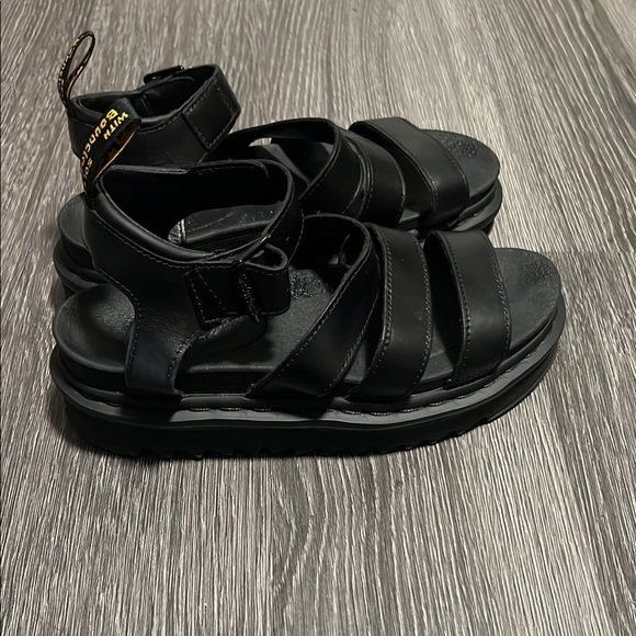 Dr. Martens Black Sandals Minimalist Design - Picture 3 of 7